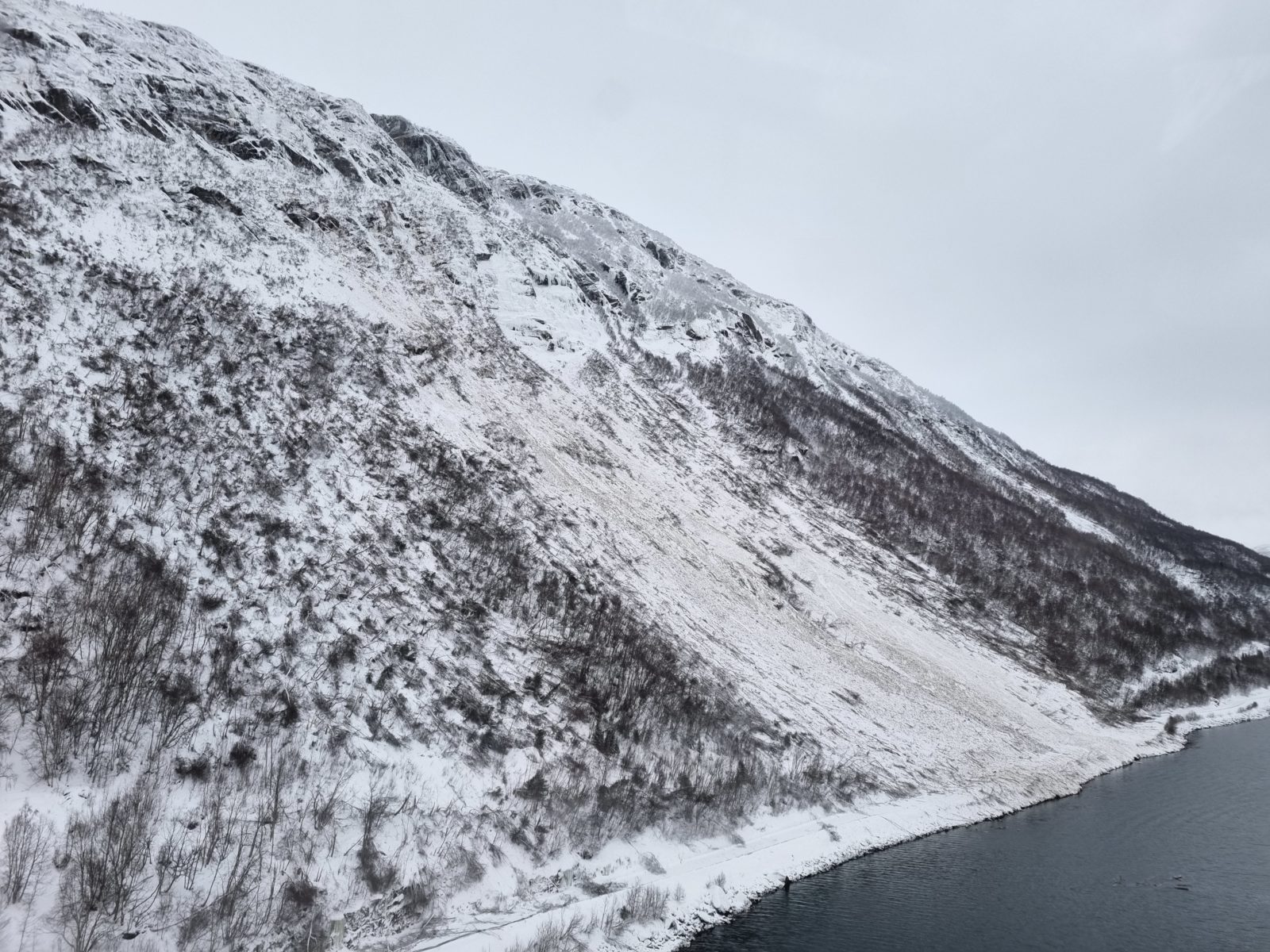 Sikrer fylkesvei i Nordland